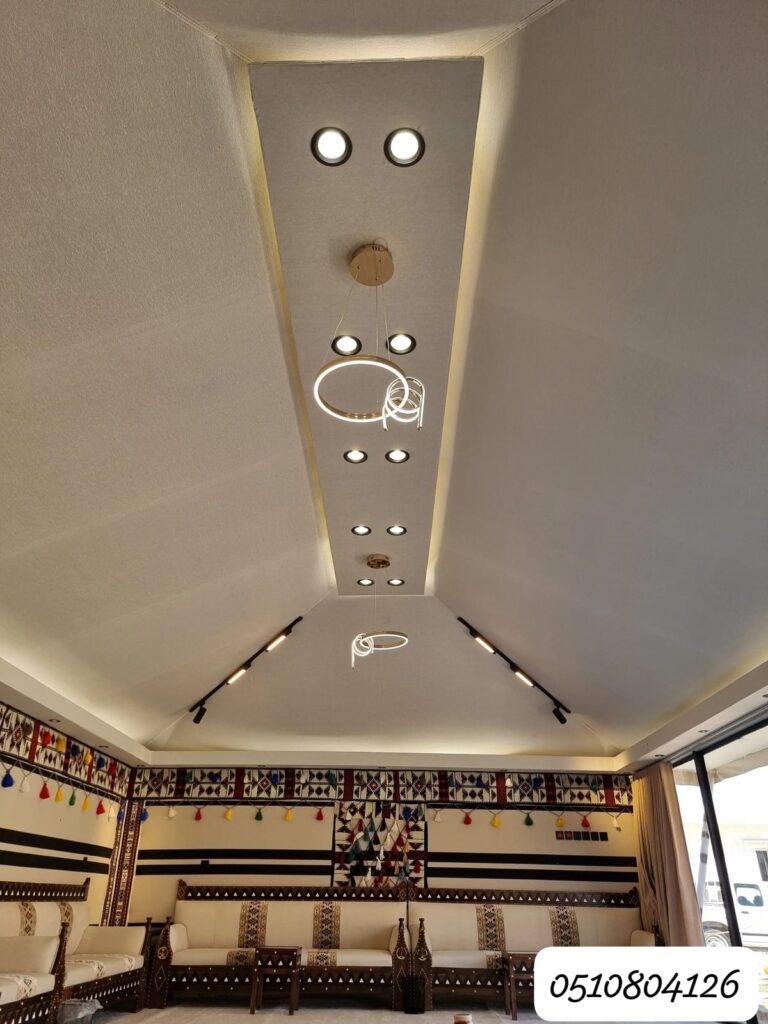 إنارة سقف حديثة لخدمات تفصيل الخيام وبيت شعر